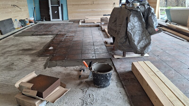 Amenajari spatii vopsit glet faianta.