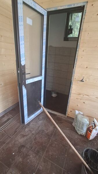 Amenajari spatii vopsit glet faianta.